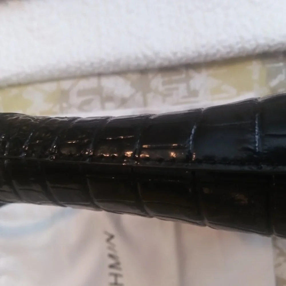 NWOT Brahmin Black Crocodile Shiny Leather Shoulder Bag - Picture 12 of 12